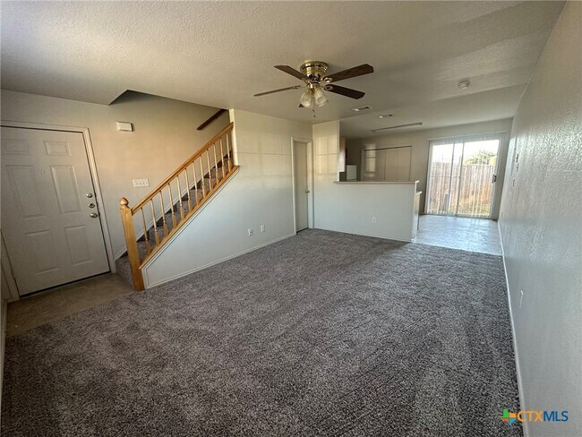 Foto del edificio - 304 Creek St