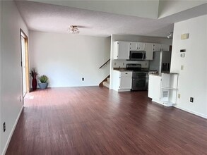 Building Photo - 1219 Pecks Woods Dr