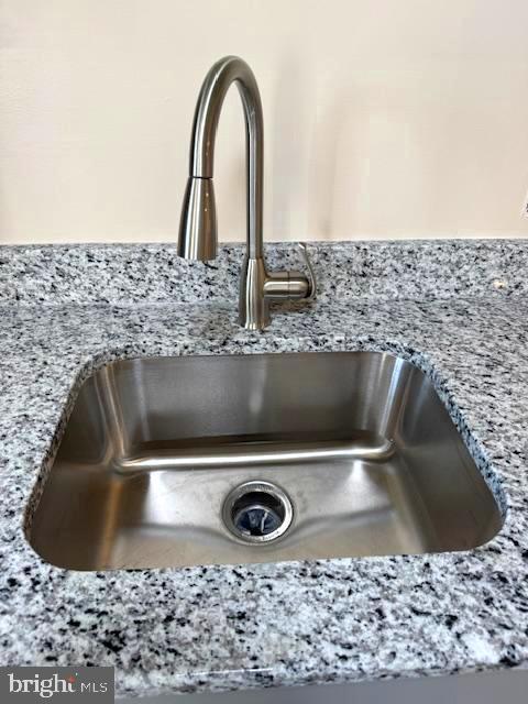 Foto del edificio - 5166 Dominion Dr