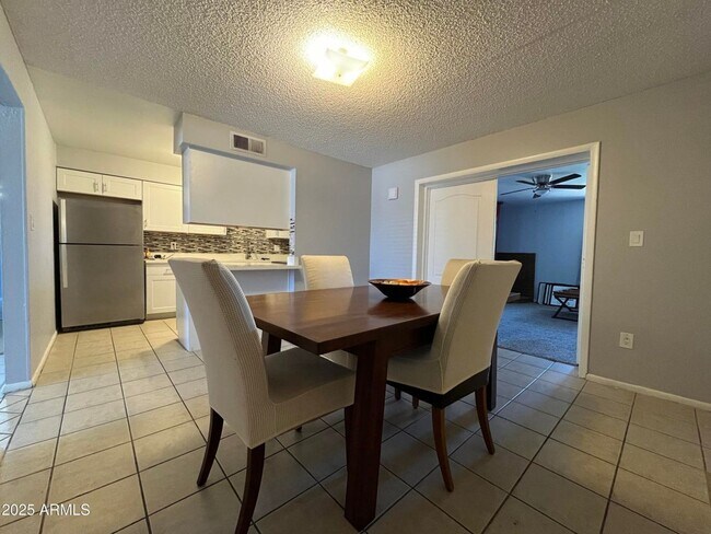 Foto del edificio - Amazing 3 Bedroom 2 Bath home in Tempe