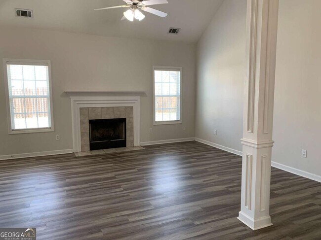 Foto del edificio - 2641 Sedgeview Ln NE