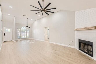 Building Photo - 201 Orchard Way