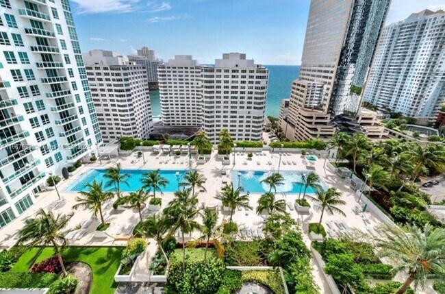 Foto del edificio - 950 Brickell Bay Dr