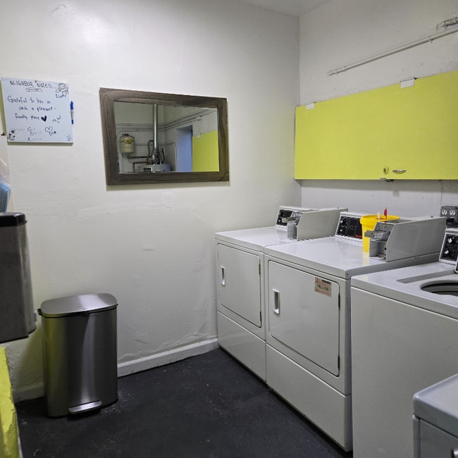 Photo - 829 N Formosa Ave Apartment