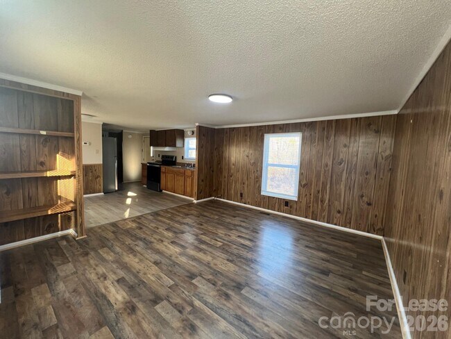 Building Photo - 108 Ricks Ln