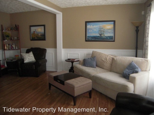 Building Photo - 3 br, 2.5 bath House - 1711 Barnwood Court