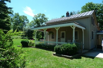 Building Photo - 2272 Gird Lot Rd