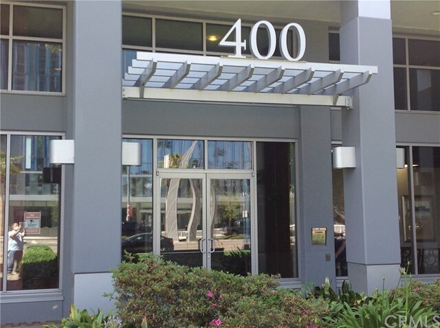 Foto del edificio - 400 W Ocean Blvd