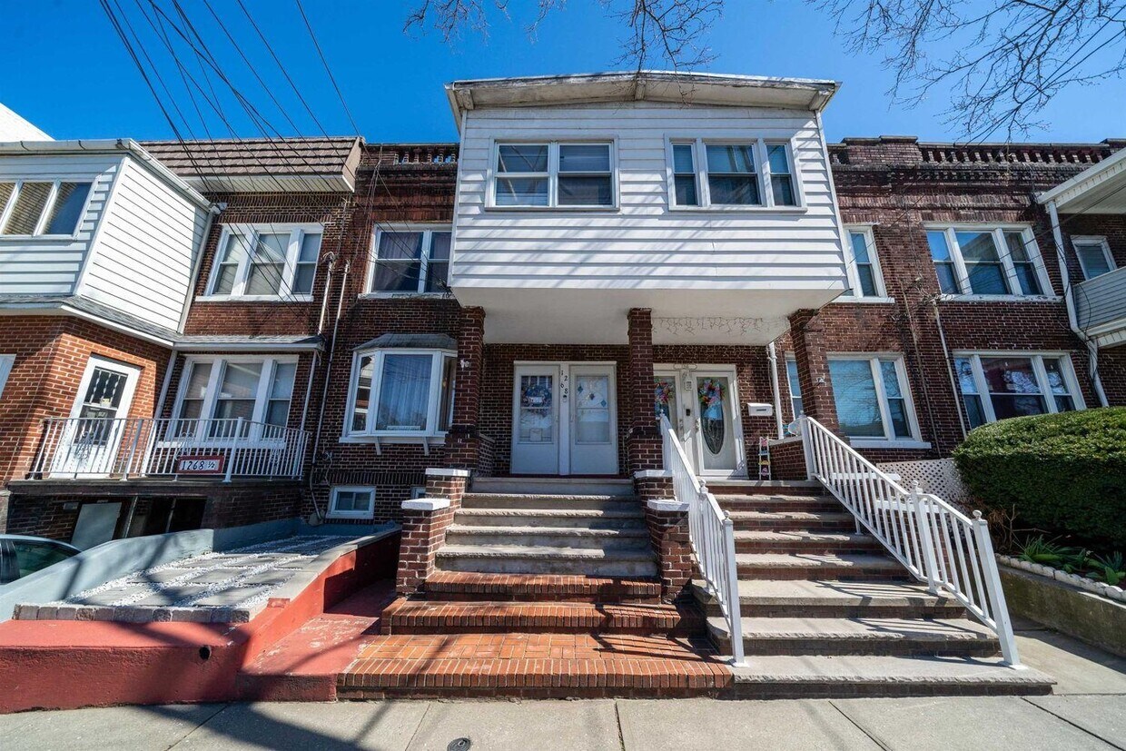 1268 John F. Kennedy Blvd Unit 2, Bayonne, NJ 07002 Condo for Rent