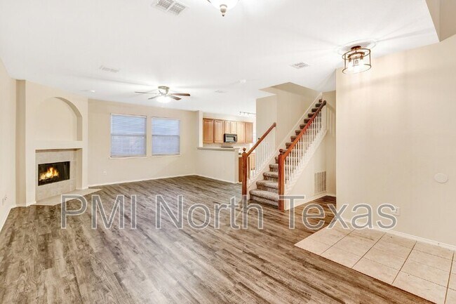 Foto del edificio - 16264 Red River Ln