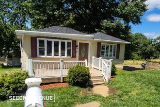 Building Photo - 431 Millers Ln