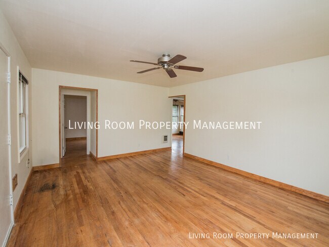 Foto del edificio - 1410 N Webster St