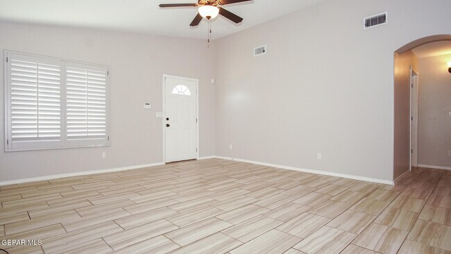 Foto del edificio - 14816 Tierra Haven Ave