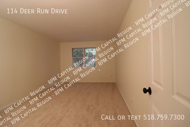 Foto del edificio - Nicely updated 3 bedroom in the Deer Run n...