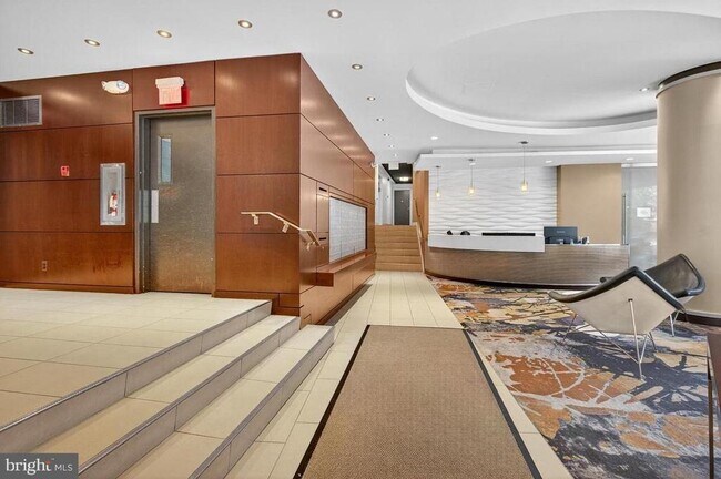 Foto del edificio - 2201 L St NW