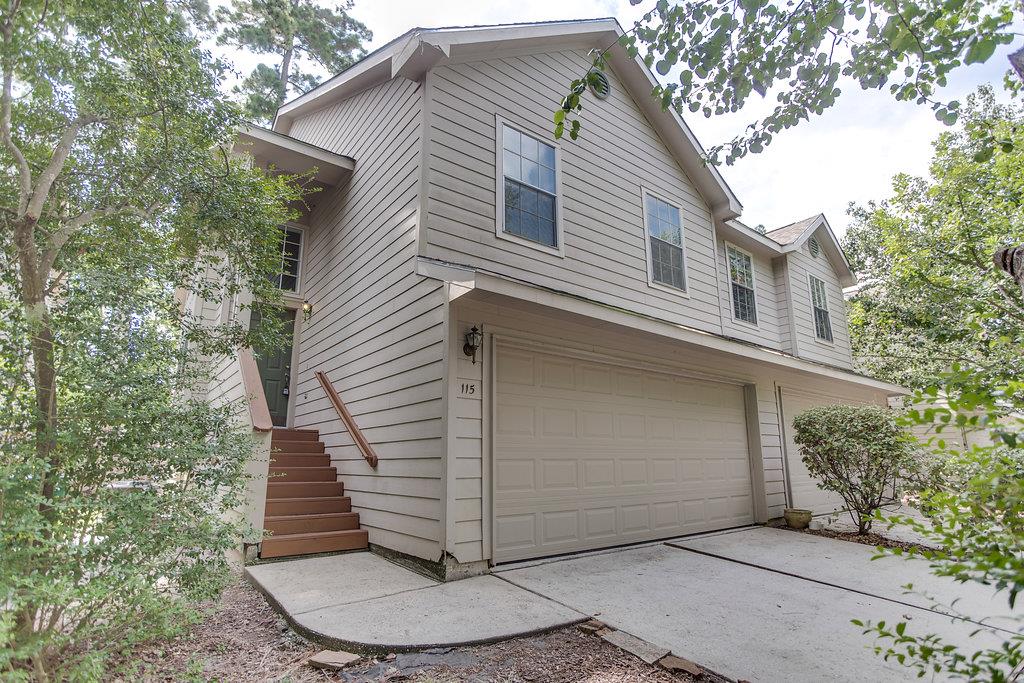 115 N Villa Oaks Dr, The Woodlands, TX 77382 Townhome Rentals in The