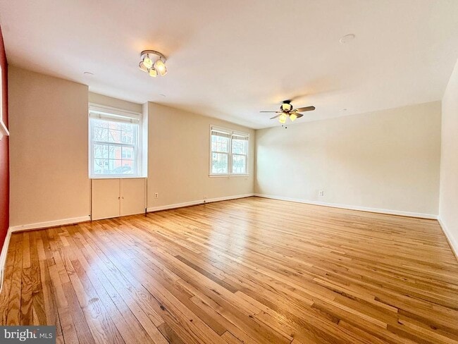 Foto del edificio - 2205 Washington Ave