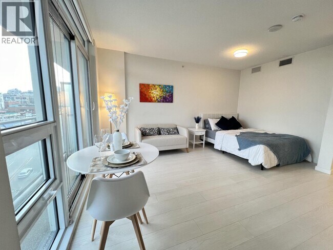 Photo du bâtiment - 180 E 2nd Ave