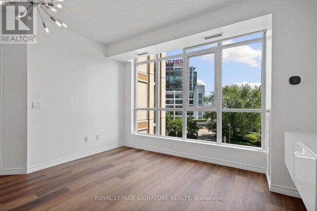 Building Photo - 628 Fleet St