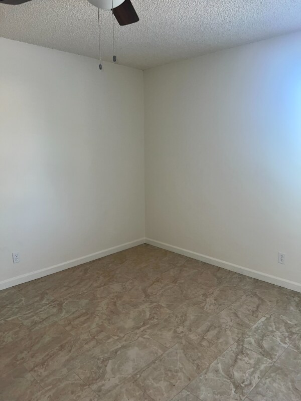 Building Photo - 205 N Mariposa St