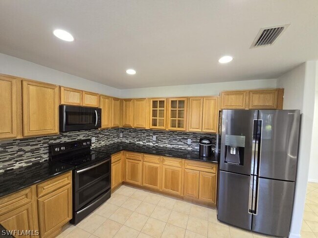 Foto del edificio - 4380 20th Ave NE