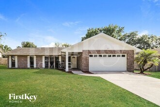 Building Photo - 8532 Park Highland Dr
