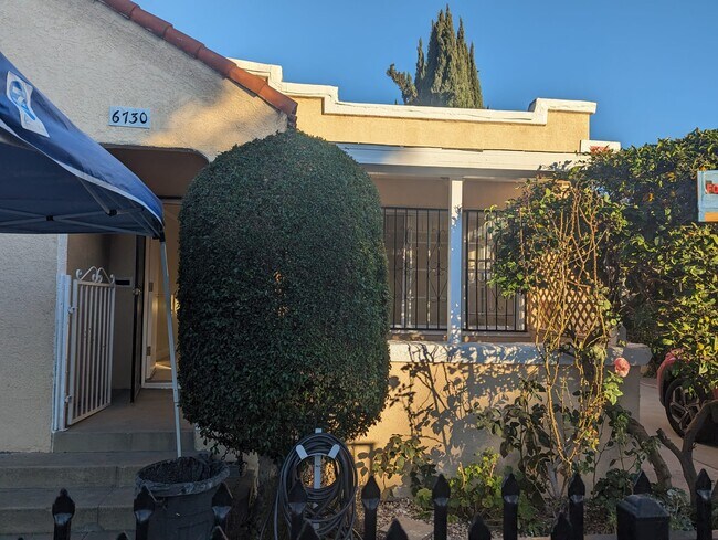 Front view if apartment - 6730 Stafford Ave