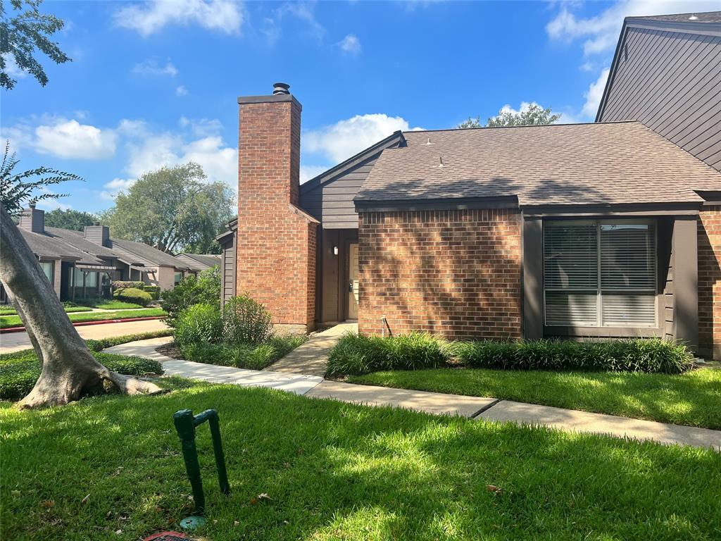 Primary Photo - 2346 Gemini St