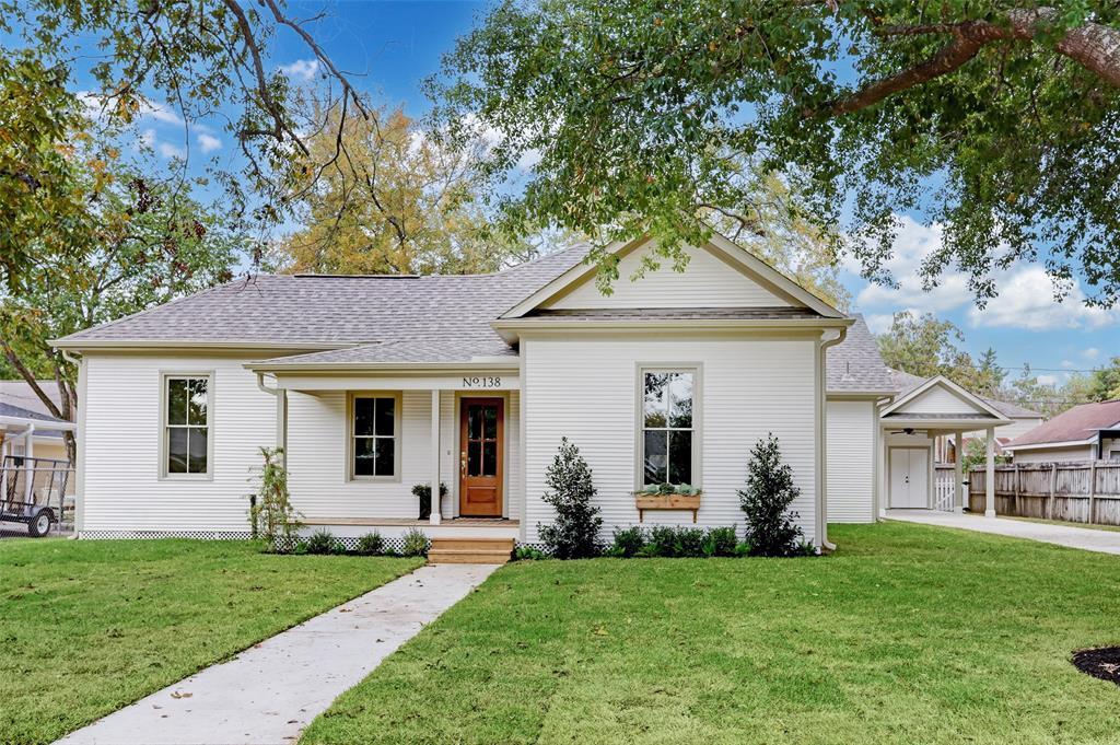 Foto principal - 138 Lakeview Dr