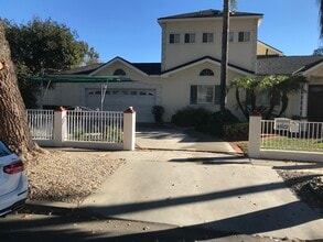 Building Photo - 4522 Saint Clair Ave