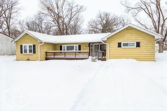 Primary Photo - 7701 Carleton Dr