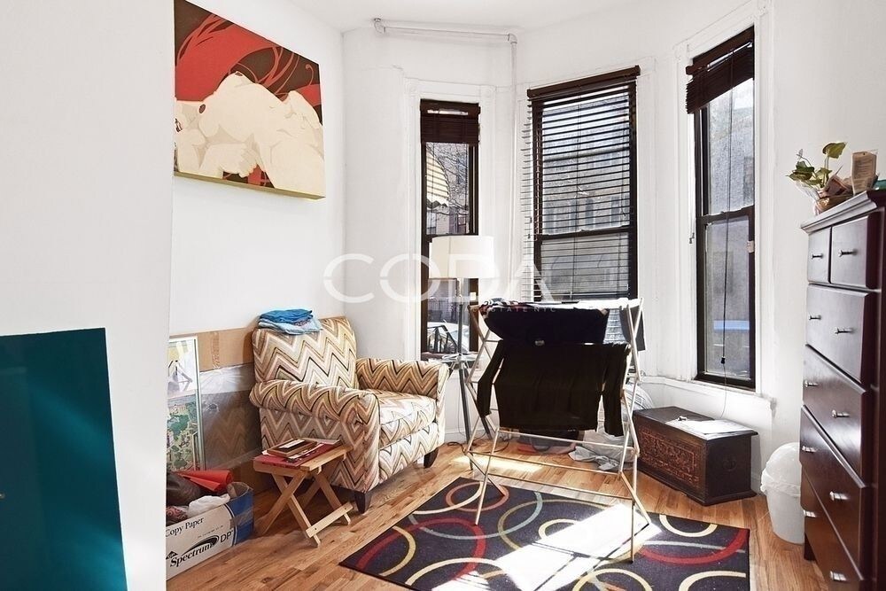 Primary Photo - 179 Norman Ave