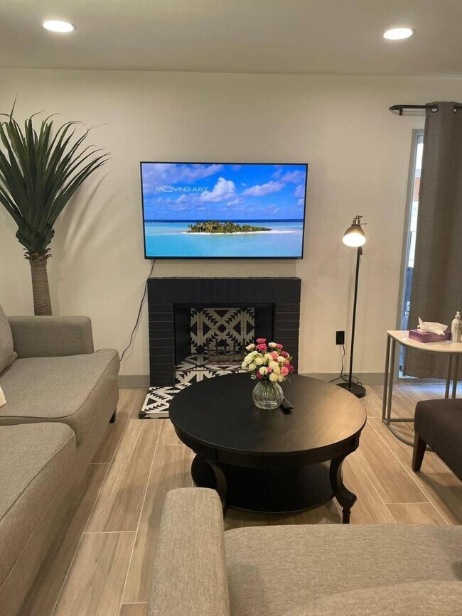 Foto del edificio - 8101 N 33rd Dr
