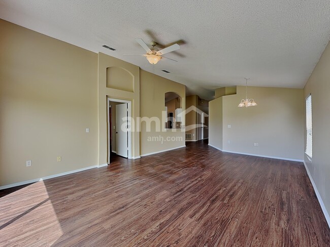 Building Photo - 1468 Carey Glen Cir