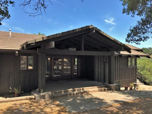 Building Photo - 2 br, 2 bath House - 1715 Ballard Canyon Road