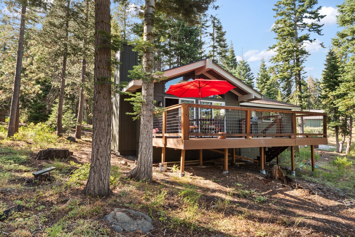 Foto principal - 439 John Cain Rd