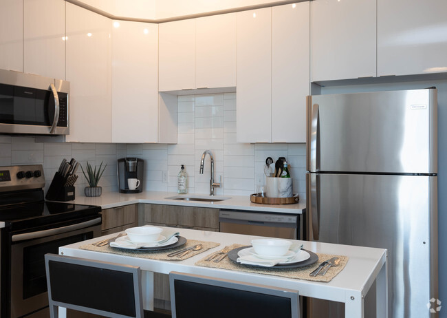 Fully Furnished Kitchen - Wheelhouse Co-Living