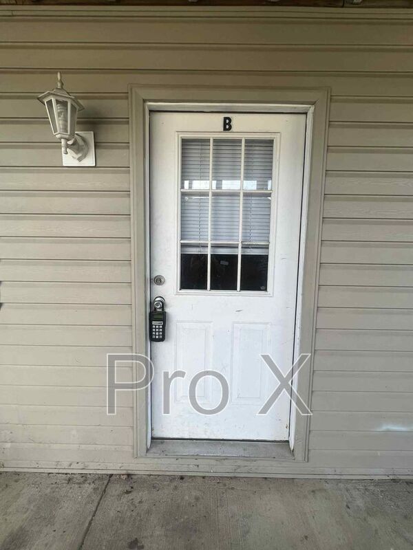 Building Photo - 4545 E Zora St