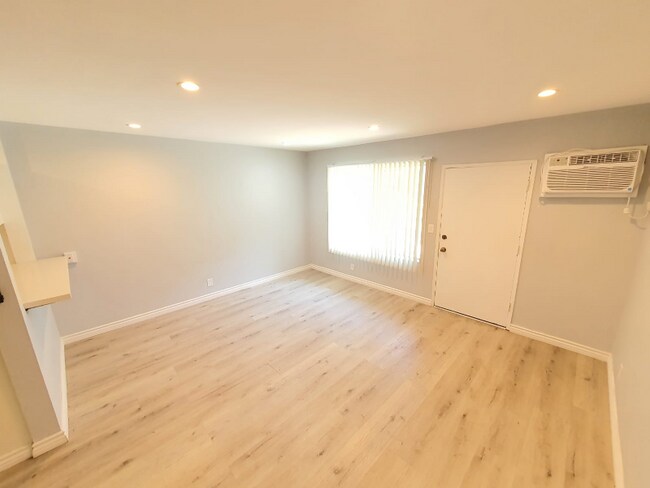 Building Photo - 4660 Kester Ave