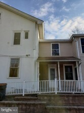 Building Photo - 662 E Marshall St
