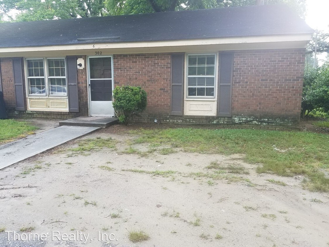 Primary Photo - 302 W Edgecombe St