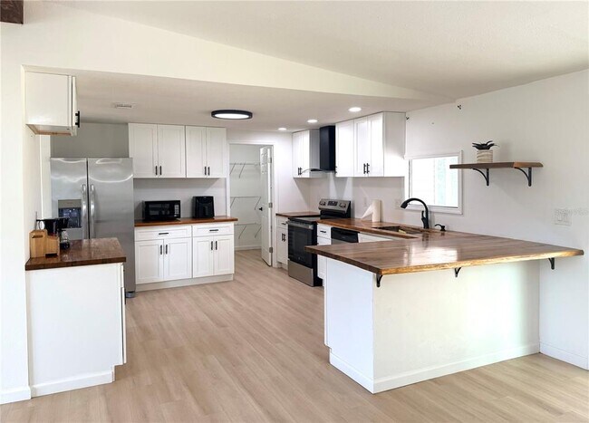 Foto del edificio - 6623 SW 84th St