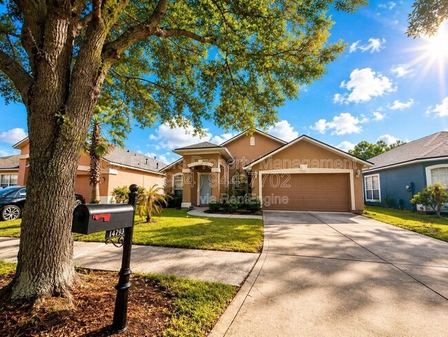 Building Photo - 14793 Falling Waters Dr