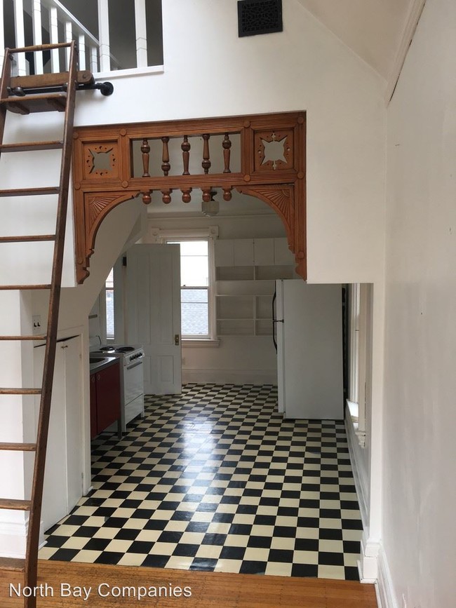 Foto del edificio - 2404 Stevens Ave