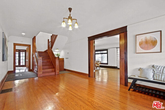 Building Photo - 1616 W 25th St