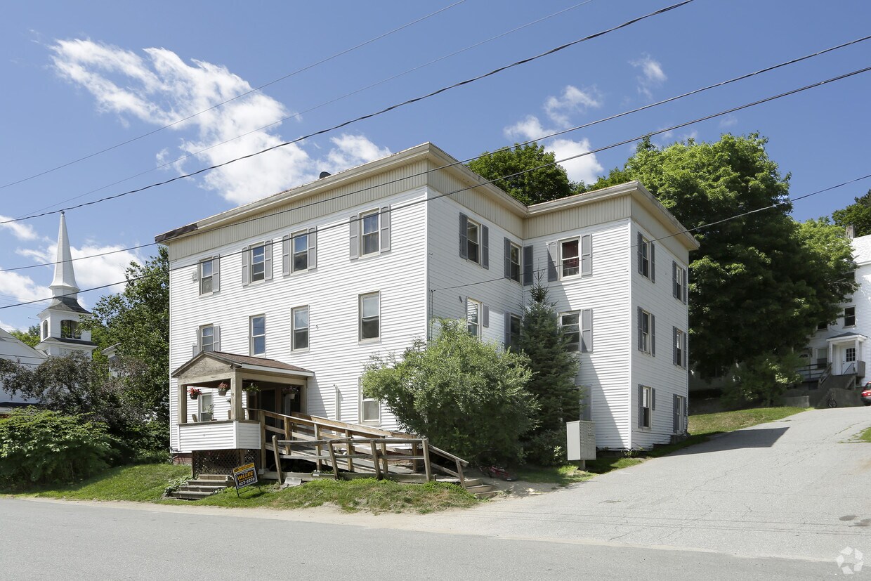 95 Summer St, Gardiner, ME 04345 Apartments in Gardiner, ME