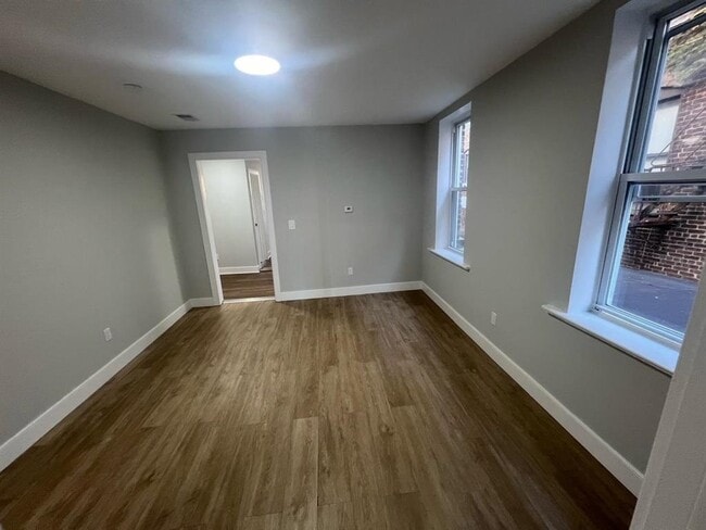 Foto del edificio - 434 West Side Ave