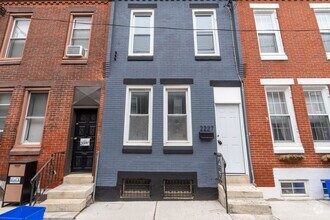 Building Photo - 2227 Earp St