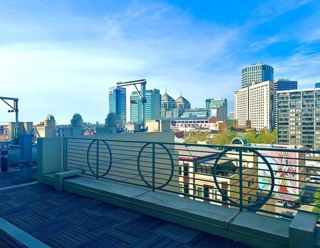 Photo - Turn Key Furnished 1 BR, 1 BA with Secure ... Apartment