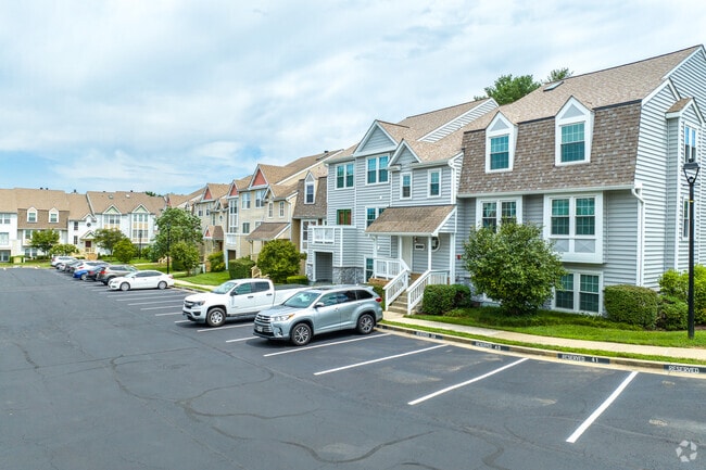 Laurel has beautiful condos.